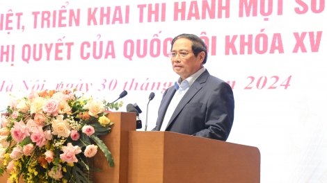 Ngế pro xiâm hnê ngăn tơnêi têa pơkuâ Hneăng hôp hlê plĕng, pêi pro mâu luât, pơkâ dêi Kuô̆k hô̆i hneăng má XV