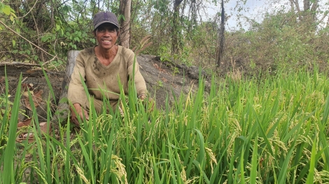 Mnuih ƀuôn sang krĭng Lăn Dap Kngư hdơr kơ Khua gĭt gai Đảng Nguyễn Phú Trọng 