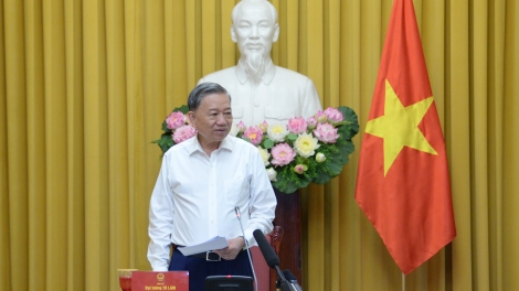 Kơdră chĕp pơgơ̆r Teh đak Tô Lâm bơ̆ jang hăm rim hơnih bơ̆ jang găh bơ̆jang pơting, pôk bơnê