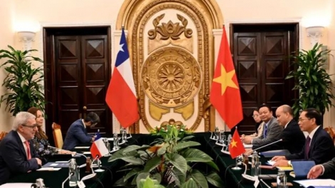 Pôa Bùi Thanh Sơn, ngế xiâm tơpui kâ tơpui ƀă ngế xiâm tơpui kâ Chile