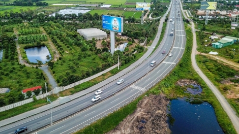 DALAM TANEH IA HU NGAK SALAH 2 DANAK DAK JALAN MBAK NDUAC SAMAR DRAH 