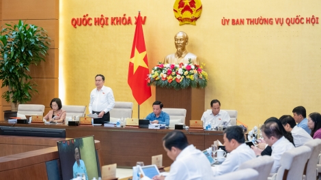 Vi ƀan pơkuâ Kuô̆k hô̆i tơkŭm po rôh hôp ‘na tơdroăng luât khế 8  