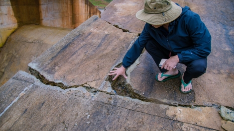 Hdĭp hlăm klei huĭ hyưt ti tluôn knơ̆ng kdơ̆ng êa kđang, huĭ srăng mčah