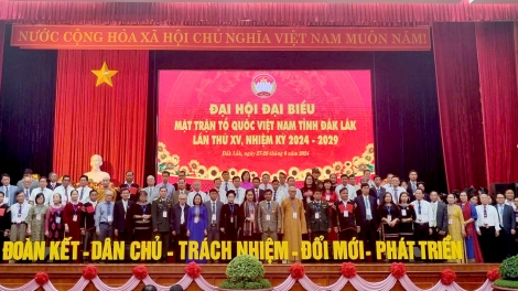 Ơi Y Giang gry Niê Knơ̆ng glăi ngă khua Jơnum min djop djuai ania mơnuih mơnam Việt Nam Dak Lak