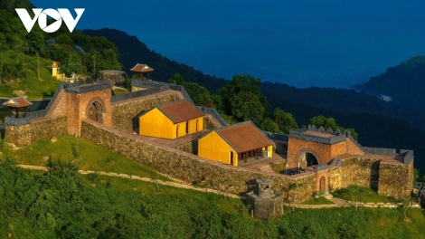 HẢI VÂN QUAN - ĐHỊ LÊY CHÔ CHI ỚH VĂN HOÁ LỊCH SỬ 