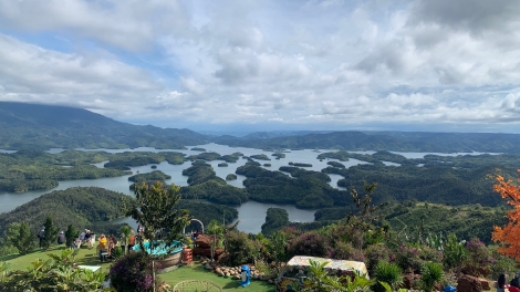 Săk rnglăy bah nău nsum mpôl râng mât njrăng bri ta Bri Ngih dak Tà Đùng