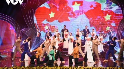 Pôa Trần Thanh Mẫn, Kăn xiâm hnê ngăn Kuô̆k hô̆i veăng ngăn  mơđah hơdruê xuăng ki ro pơxá “Nắng Ba Đình”