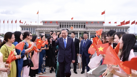 Khua gĭt gai, Khua lăn čar Tô Lâm mjưh ruê̆ jăk siam gưl nao čhưn truh ti China 