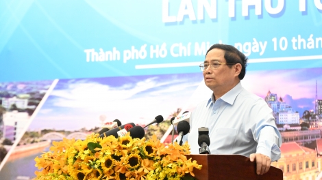 Thủ tướng Phạm Minh Chính leo rơh rƀŭn nchră tal poăn Hội đồng mât pă nău kan nkual Đông Nam Bộ