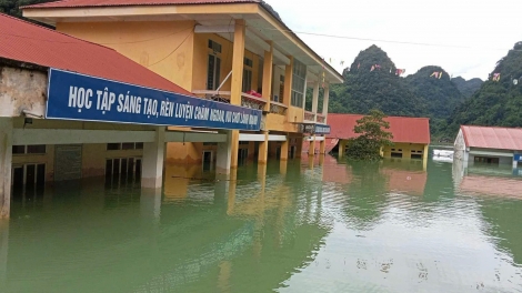 Cao Bằng: Hàng trăm hộ dân ở xã đặc biệt khó khăn bị cô lập do nước lũ