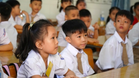 ពត៌មាន ម៉ោង ១៥