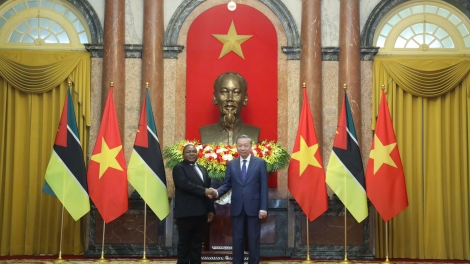 Khua git gai Ping gah, Khua mir sir ơi Tô Lâm git gai mông čơkă sit nik Khua mir sir Mozambique