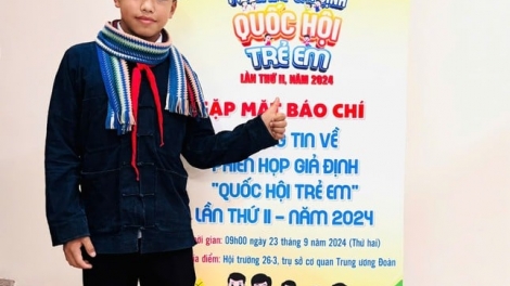 Ntơm pơk rơh rƀŭn nchră "Quốc hội oh kon se”