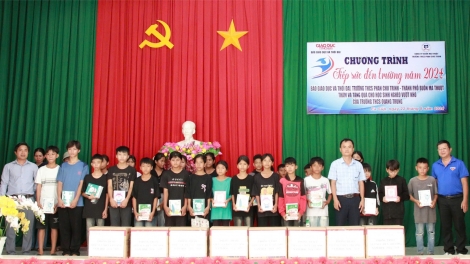 Dăk Lăk: Ờ lời kơnòm bơsram tài rài kis kal ke mờ pal sang tĕ bơsram