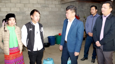 CHR’HOONG MÈO VẠC ZOOI ĐHANUÔR ĐHA RỰT TỆÊM NGĂN PR’ẶT TR’MÔNG COH ĐONG ẶT NHÂM MÂNG