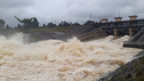 Dak Lak thăm pêi tơdroăng hbrâ ví kong mêi kân