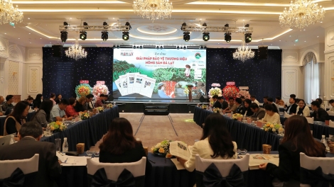 Chă trong tang găn pơm ya tơmam đơ̆ng choh jang xa iŏk hơnăn Đà Lạt