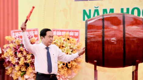 Pôa Trần Thanh Mẫn, Kăn xiâm hnê ngăn Kuô̆k hô̆i: Mơ’no ăm hnê hriâm cho mơ’no ăm tơdroăng mơnhông