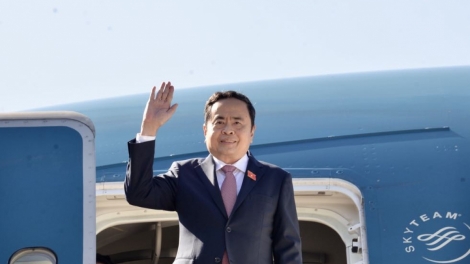 Pôa Trần Thanh Mẫn, Kăn xiâm hnê ngăn Kuô̆k hô̆i lăm pôu păng ‘nâng kong têa Rusi