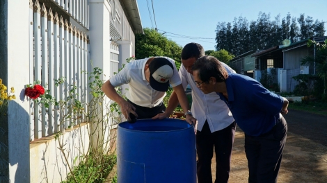 Đak Lăk hơtŏk hơlen păng tang găn pơlŏ tŏ lĕch đe 