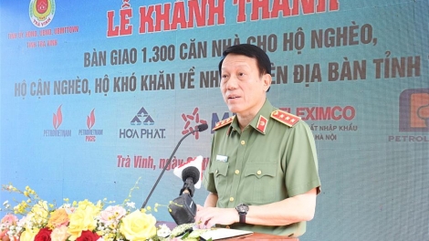 PADANG NGAK 1.300 BAOH SANG  ALIN BREI KA URANG KATHAOT DI TỈNH TRÀ VINH