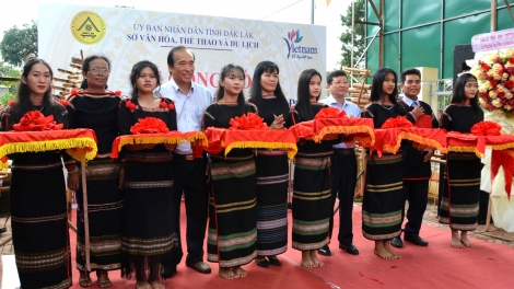 Đak Lăk đei lơ pơlei jang tơmang pơhiơ̆ đei sơkơ̆t pơm jang 