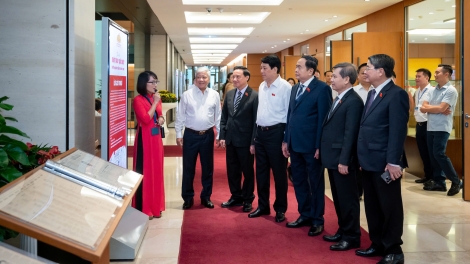 Kruanh dak, kruanh Quốc hội râng pla n’hơ way nkô̆ “Nhật báo Quốc hội đah Rơh sơch nuĭh kan bôk năp”