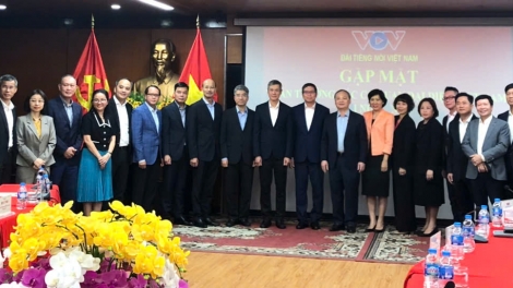 Khua mua Gong phun jua pơhiăp Việt Nam bưp Khua anom bruă pơ ala pơ dêh čar tač rơngiao