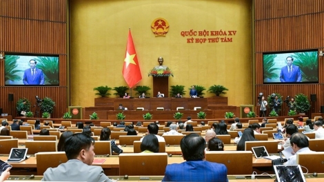 QUỐC HỘI PRÁ XAY OOY DỰ THẢO LUẬT THUẾ GIÁ TRỊ GIA TĂNG (BHR’LẬ)