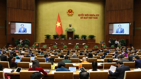 Khua knŭk kna Phạm Minh Chính hưn mdah boh sĭt bruă duh mkra ala ƀuôn hlăm klei kƀĭn Bruă Kƀĭn Ala 