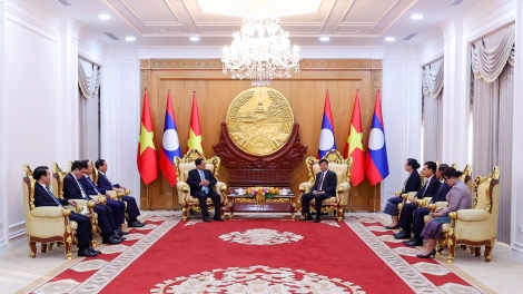 Thủ tướng Chính phủ Phạm Minh Chính rgum nchră đah Tổng Bí thư, Kruanh dak Lào  