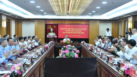 Khua gĭt gai Tô Lâm bi tuôm hŏng phung khua anôk bruă ngă hră mơar