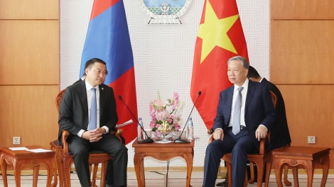 Khua gĭt gai Tô Lâm bi tuôm hŏng Khua Anôk bruă kƀĭn ala Mông Cổ 