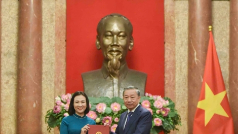 Khua gĭt gai Tô Lâm jao klei bi mklă ruah Pô bi ala Việt Nam ti dŭm ala čar