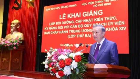 Tổng Bí thư, Kơdră chĕp pơgơ̆r teh đak Tô Lâm vang năm pơm lêh mơ̆t hŏk Lăm hŏk pơtho ming kang ƀô̆ vă pôk tơmơ̆t jang lơ̆m Trung ương Đảng.