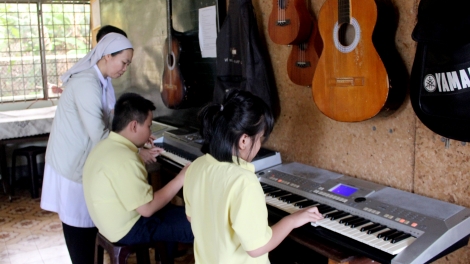 Phung nai amâo mâo anăn jih jai tiê bi hriăm hđeh amâo mâo jăk asei