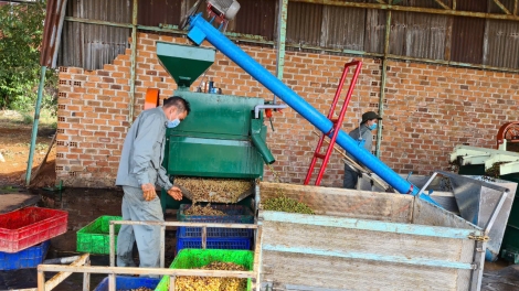 Choh jang xa Kon Tum adrin tơplih kiơ̆ kơmăy sô̆