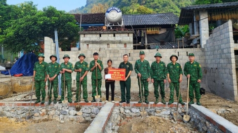 Bộ đội Biên phòng chung tay xóa nhà tạm, dột nát vùng biên giới Cao Bằng