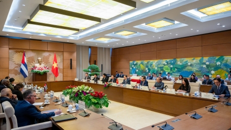 Pôa Trần Thanh Mẫn, Kăn xiâm hnê ngăn Kuôk hô̆i trâm mâ tơpui tơno ƀă Kăn xiâm hnê ngăn Kuô̆k hô̆i Cuba