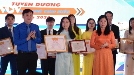 ĐÀ NẴNG HƠNH DEH NHÀ GIÁO P’NIÊN TR’HAANH LIÊM