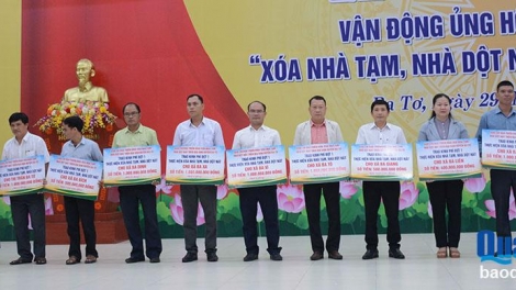 CHR’HOONG BA TƠ (QUẢNG NGÃI): T’ĐANG MOON ZOOI BHRỢ BH’RỢ XA NAY T’BIL ĐONG HA RUÔI T’RĂH