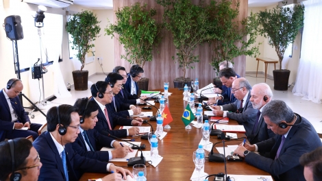 Jơnau tơngĭt ngai dơ̆ bàr, ngai 18 nhai 11 nam 2024