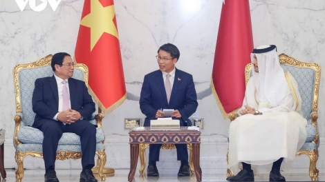 Thủ tướng ồng Phạm Minh Chính cribơyai mờ Thủ tướng lơgar Qatar 