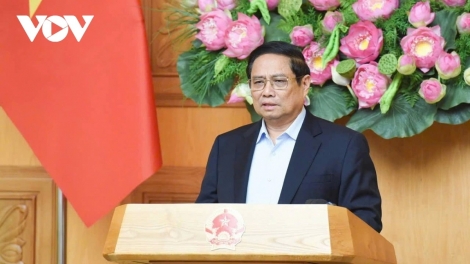 THỦ TƯỚNG PHẠM MINH CHÍNH K’ĐHƠỢNG BHRỢ PR’HỌP UỶ BAN QUỐC GIA XĂL T’MÊÊ GIÁO DỤC LÂNG ĐÀO TẠO C’MOO 2024