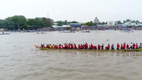  បងប្អូនខ្មែរនៅខេត្តគៀងយ៉ាង ខិតខំប្រឹងប្រែងអភិវឌ្ឍន៍លើគ្រប់ជ្រុងជ្រោយ។ 