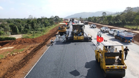 Chiâk deăng hiăng mơnhông a’ngêi, troăng prôk po rơdâ, Tây Nguyên kâi trâng hvêa cheâng mot tung chal nếo