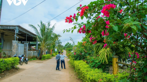 DAK NONG KHAM MERAT PADANG JENG PALEI PALA BAHRAU 