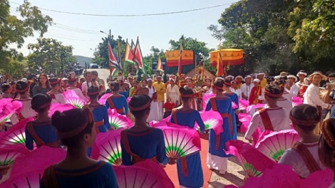 KAYA KAN ILAMO CAM - KAYA MEDA PRAONG BREI PATAGOK JIRAH ME-IN