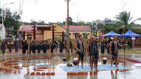 CHREIH CHRAI HAREI MBANG AKAOK PADAI DI BANGSA K’HO PAK LAM DONG 