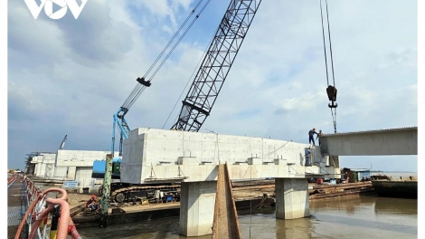 ពត៌មាន ម៉ោង ១៥